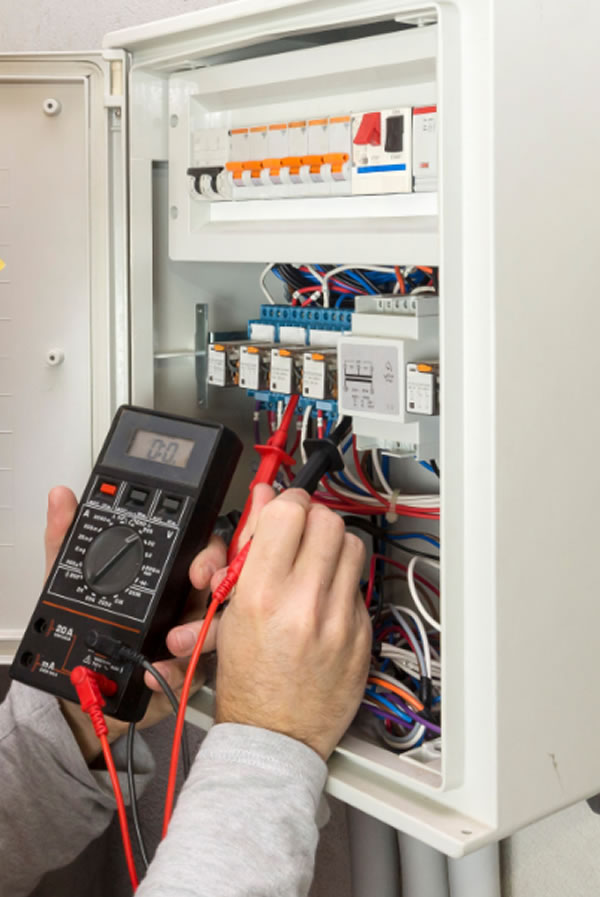 Localización de fallos eléctricos en averías eléctricas