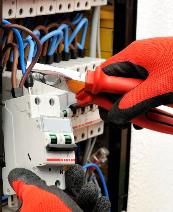 Seguridad infantil electricidad